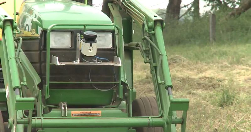 טרקטור ומזרעה אוטונומיים Smart Seeder