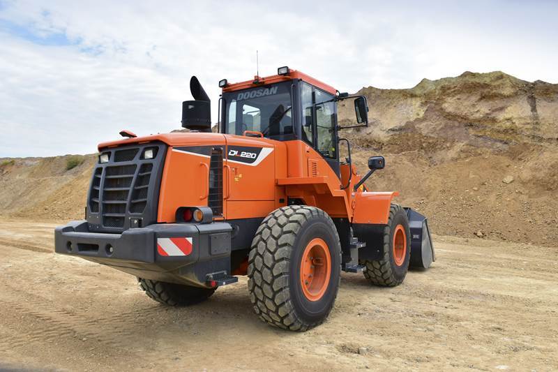 מעמיס אופני דוסאן DL220-5