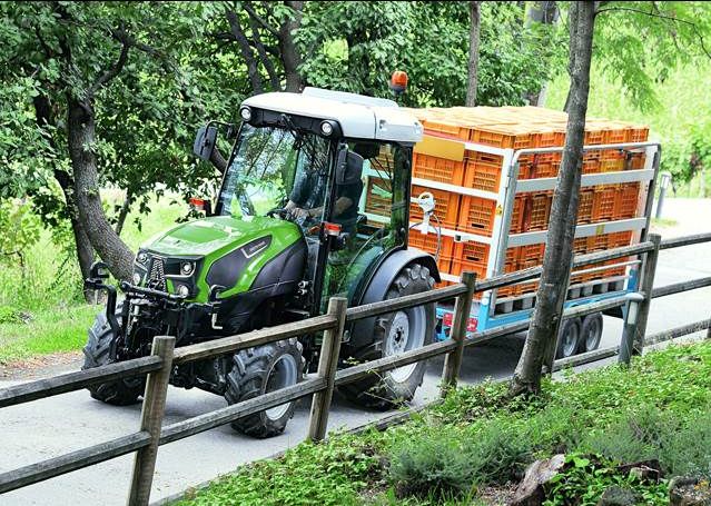 טרקטור למטעים ולכרמים חדש: דויץ-פאהר מסדרה 5 DF/DS/DV